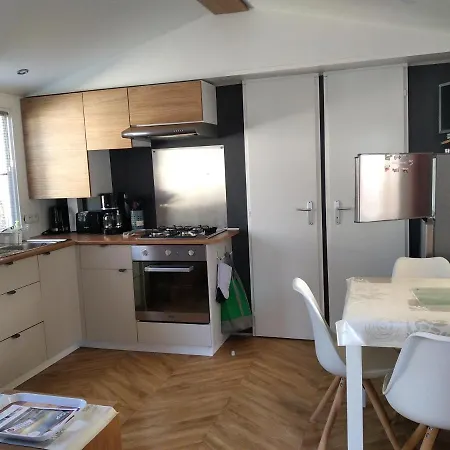 D002 Mobil Home Equipe Dans Un Camping 4 Etoiles Διαμέρισμα Ronce-les-Bains